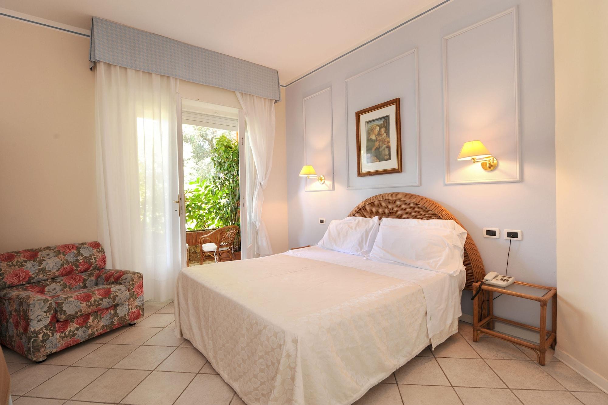 Hotel Villa Tiziana Marina di Pietrasanta Exterior photo