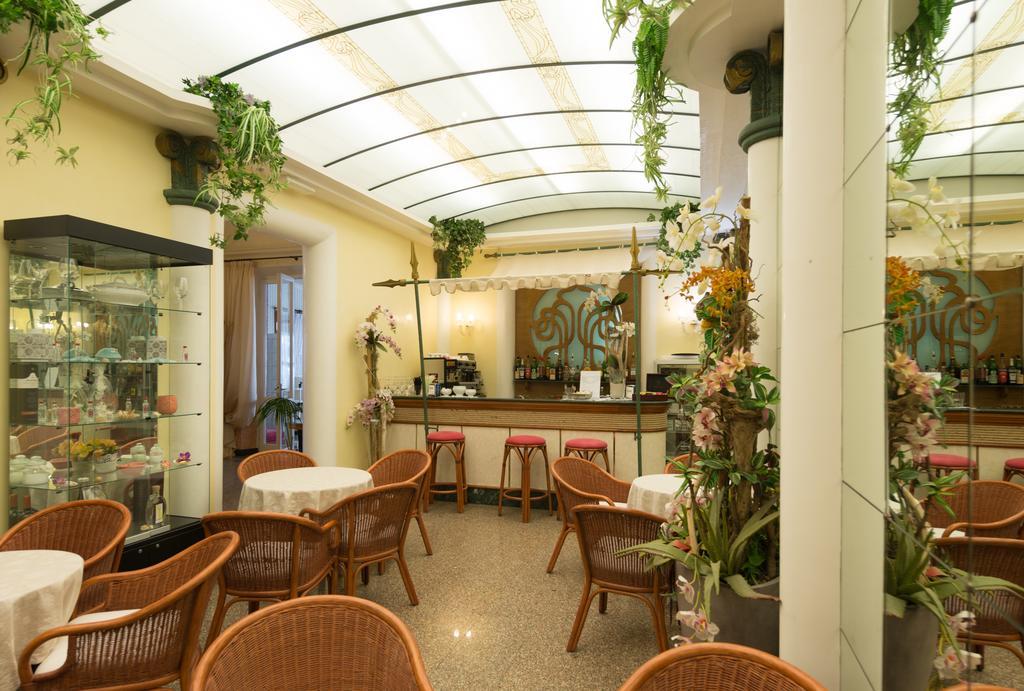 Hotel Villa Tiziana Marina di Pietrasanta Exterior photo